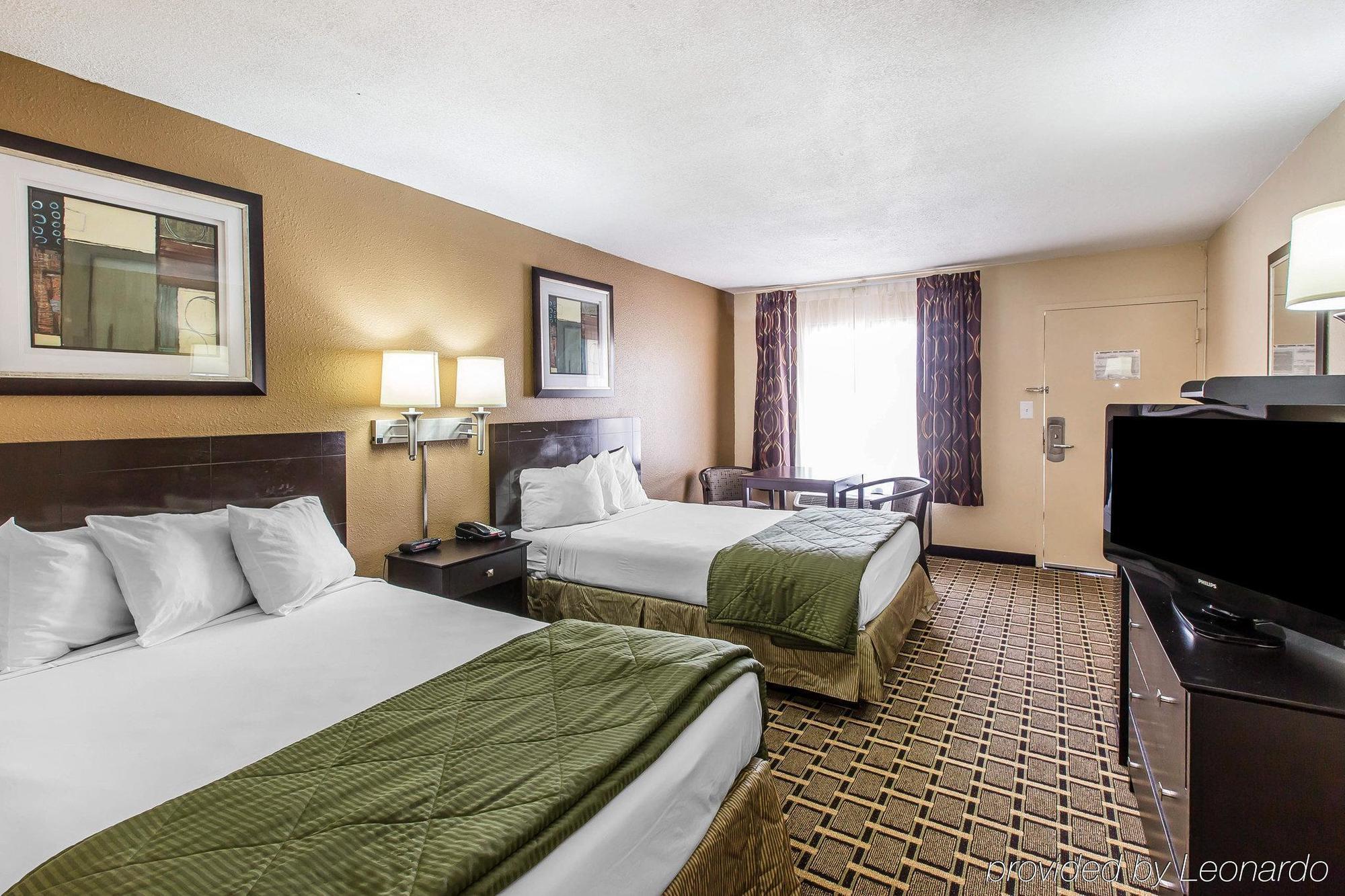 Quality Inn Kingsland Buitenkant foto